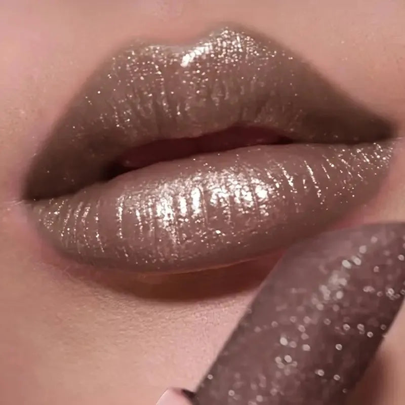 Pearlescent lipstick, long-lasting waterproof lipstick, create charming and plump lips